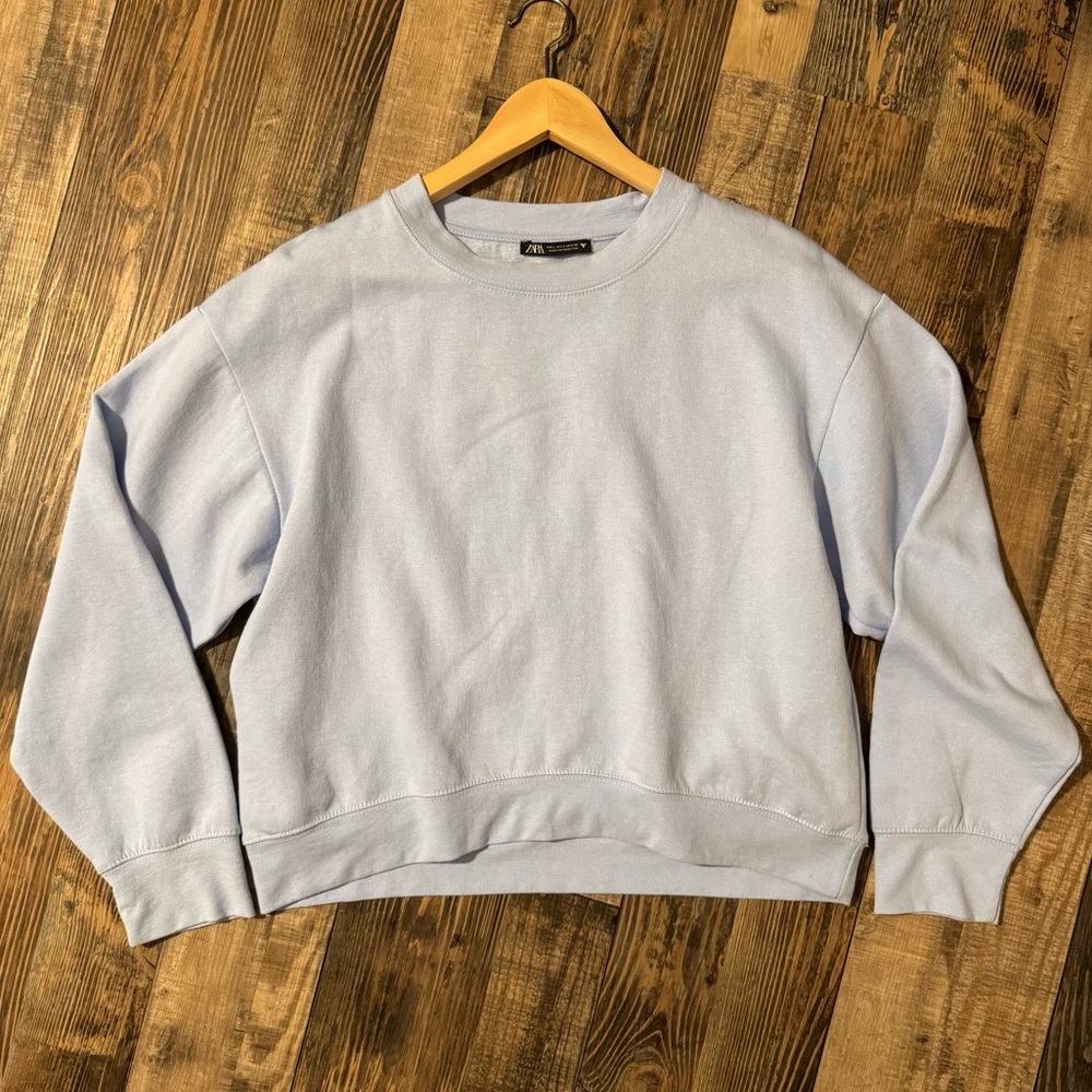 NWOT Zara Blue Women’s Size Large Sweatshirt